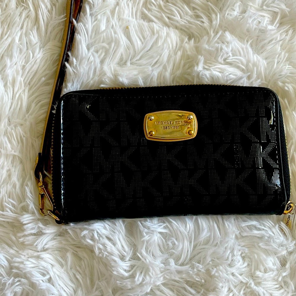 COPY Michael Kors wallet black used condition